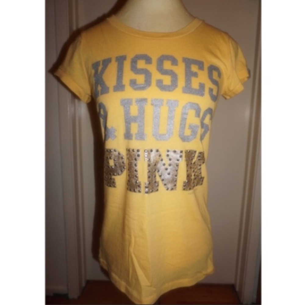 {pink victoria's secret} "kisses & hugs" shirt